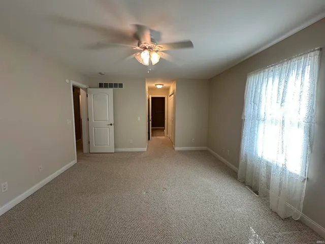 $285,000 | 1302 West Deckard Drive, Mitchell, IN 47446