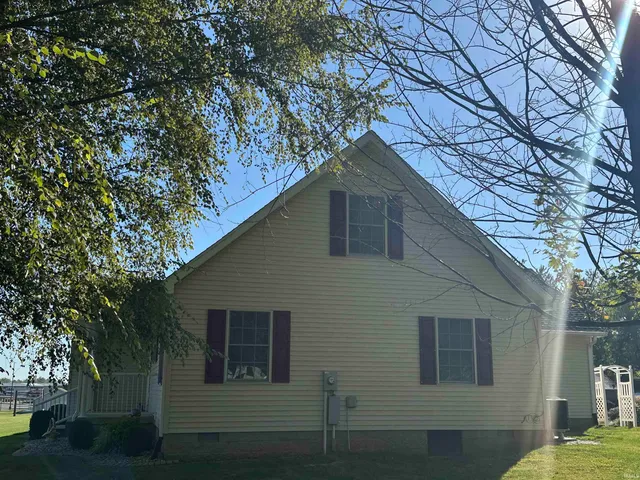 $285,000 | 1302 West Deckard Drive, Mitchell, IN 47446
