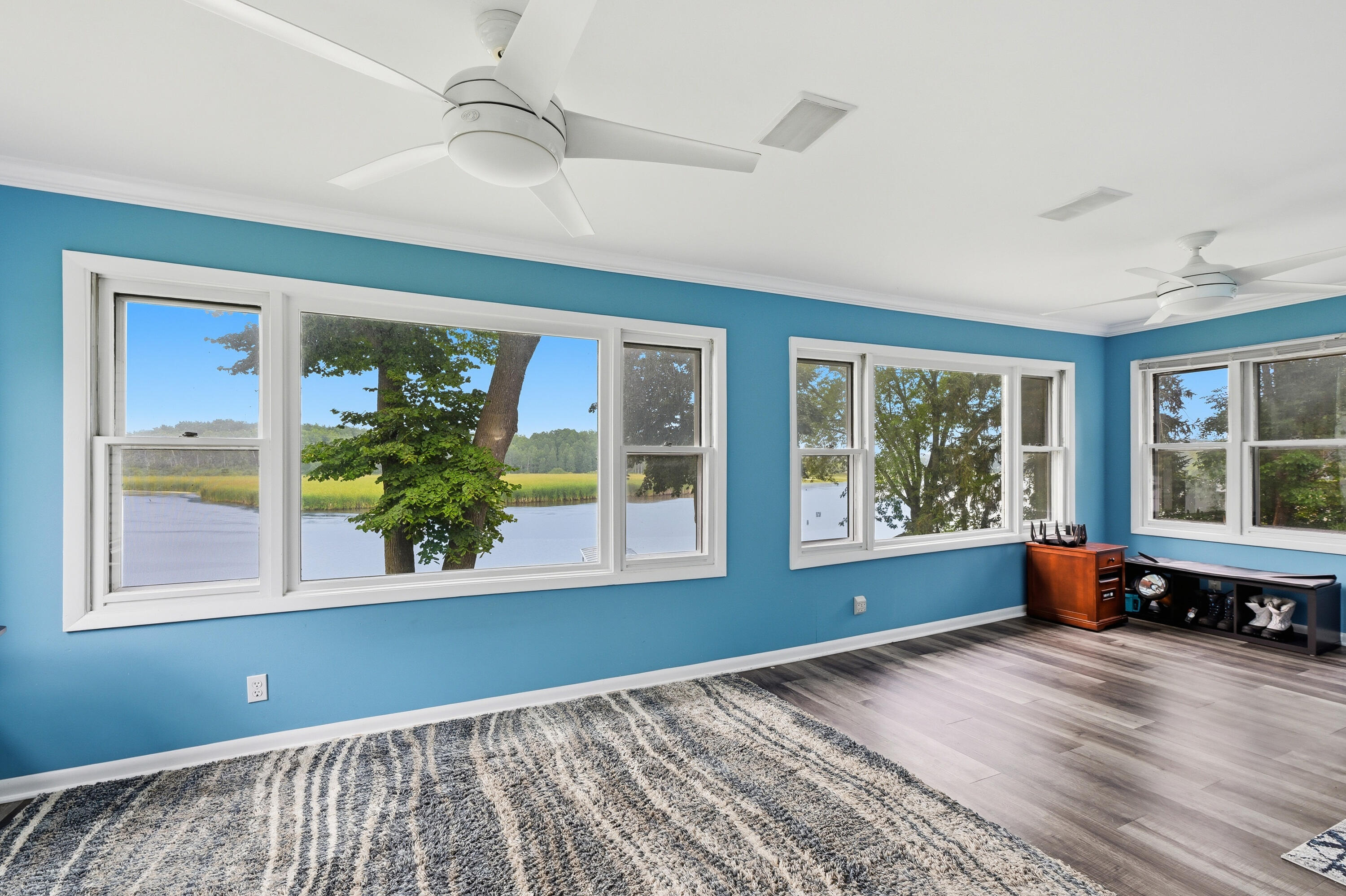 5725 East Peninsula Road Waterford, WI 53185 - Photo 18 of 41 Sun Room