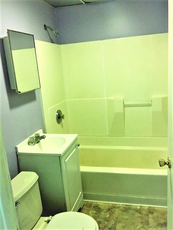 25 Chilmark Street Worcester, MA 01604 - Photo 9 of 9 Gallery Image 9