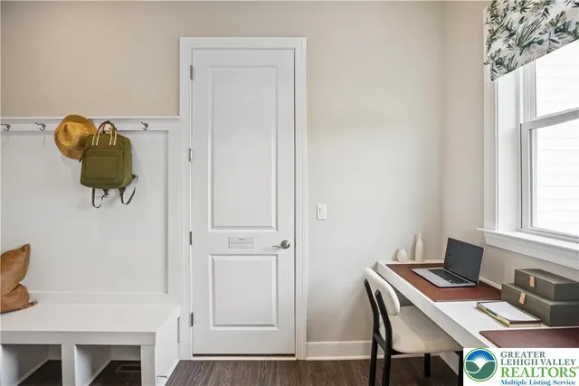 $984,990 | 5722 Frederick Drive, Unit STAVANGER III, Bethlehem, PA 18017