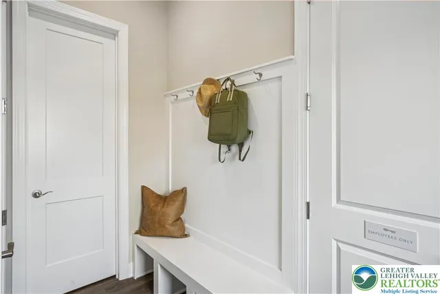 $984,990 | 5722 Frederick Drive, Unit STAVANGER III, Bethlehem, PA 18017