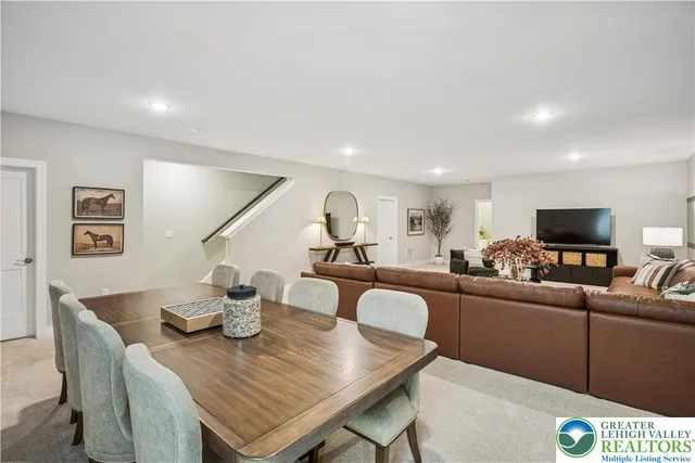 $984,990 | 5722 Frederick Drive, Unit STAVANGER III, Bethlehem, PA 18017