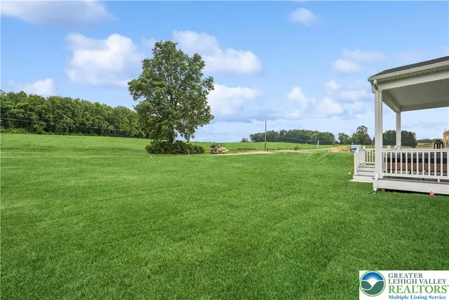 $984,990 | 5722 Frederick Drive, Unit STAVANGER III, Bethlehem, PA 18017