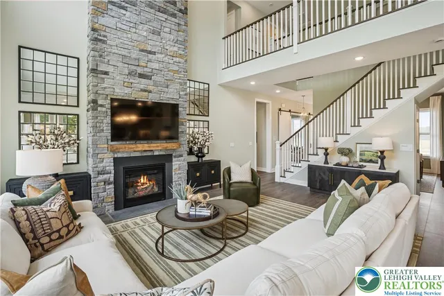 $984,990 | 5722 Frederick Drive, Unit STAVANGER III, Bethlehem, PA 18017