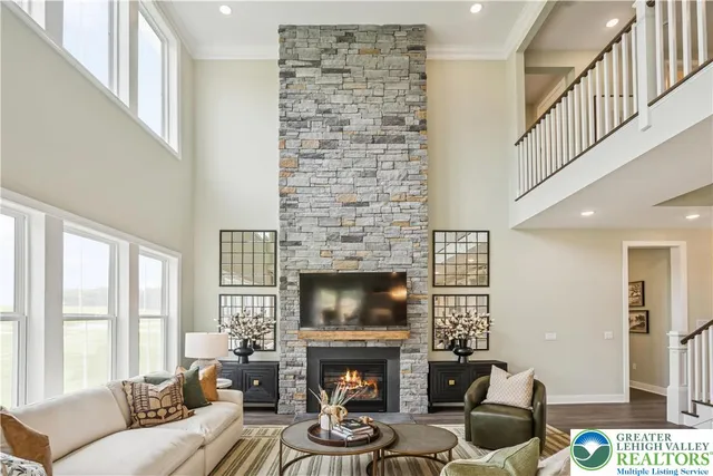 $984,990 | 5722 Frederick Drive, Unit STAVANGER III, Bethlehem, PA 18017