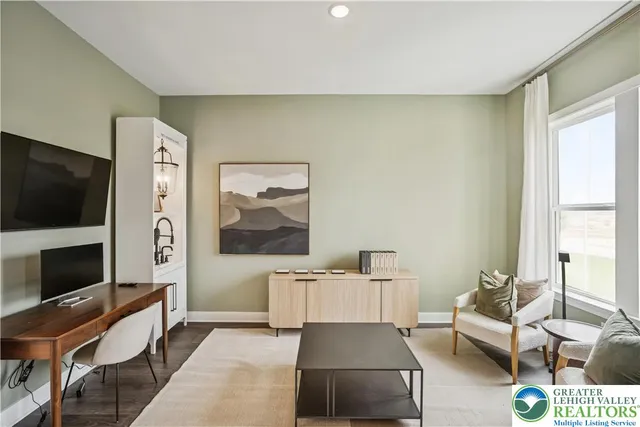 $984,990 | 5722 Frederick Drive, Unit STAVANGER III, Bethlehem, PA 18017