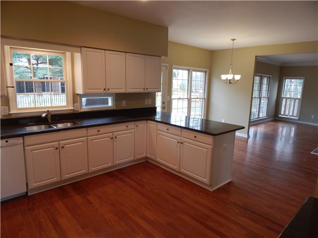 616 Rutherford Lane Franklin, TN 37064 - Photo 8 of 16 Gallery Image 8