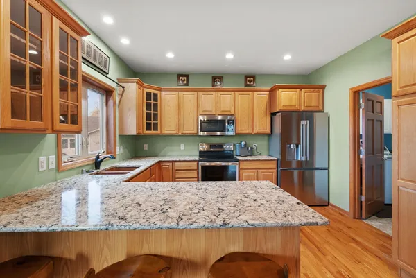 $699,900 | 130 Potomac Place, Oregon, WI 53575