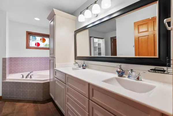 $699,900 | 130 Potomac Place, Oregon, WI 53575