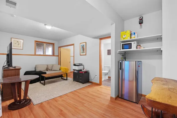 $699,900 | 130 Potomac Place, Oregon, WI 53575