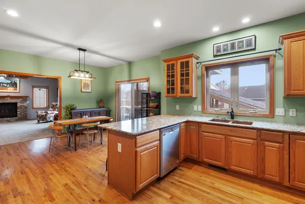 $699,900 | 130 Potomac Place, Oregon, WI 53575