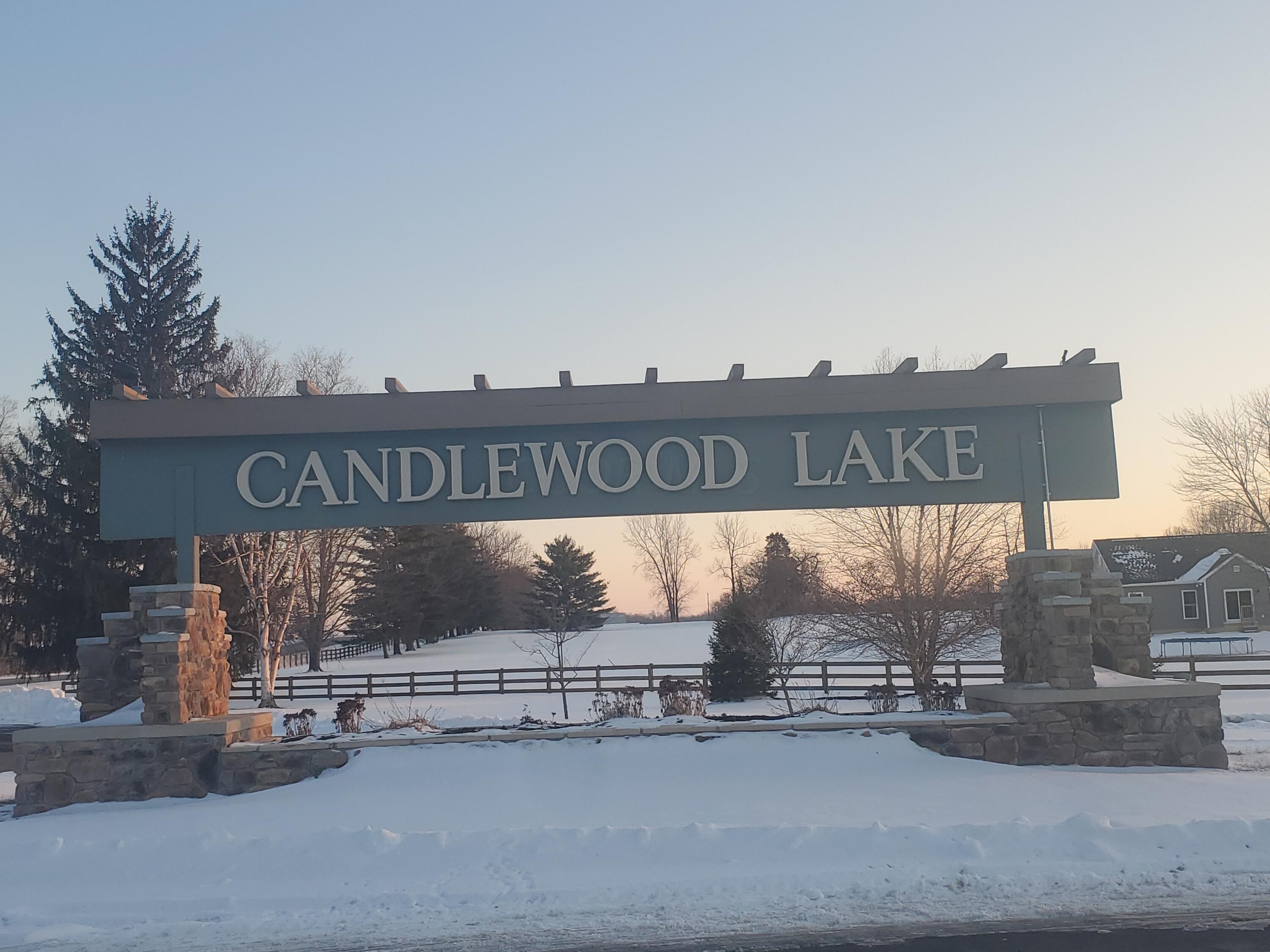 Candlewood_Lake