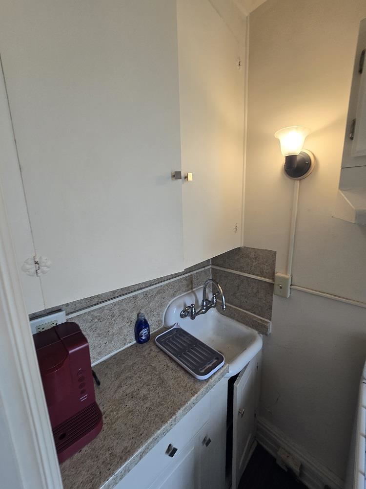 701 Center Avenue, Unit 11 Bay City, MI 48708 - Photo 8 of 17