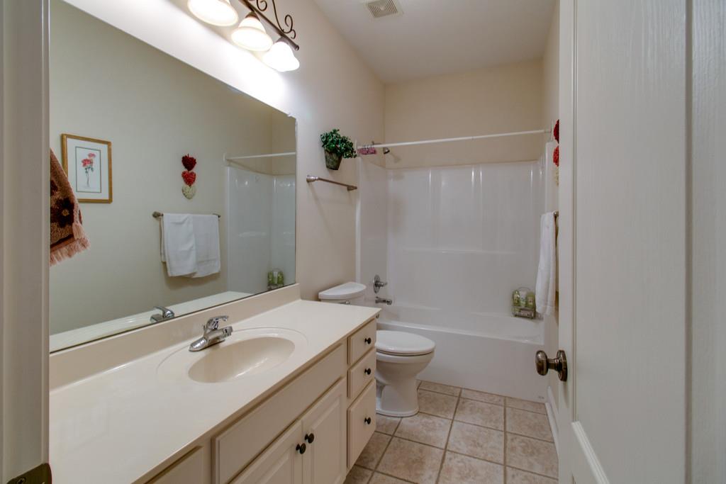 1402 Lock B Road South Clarksville, TN 37040 - Photo 20 of 28 Gallery Image 20