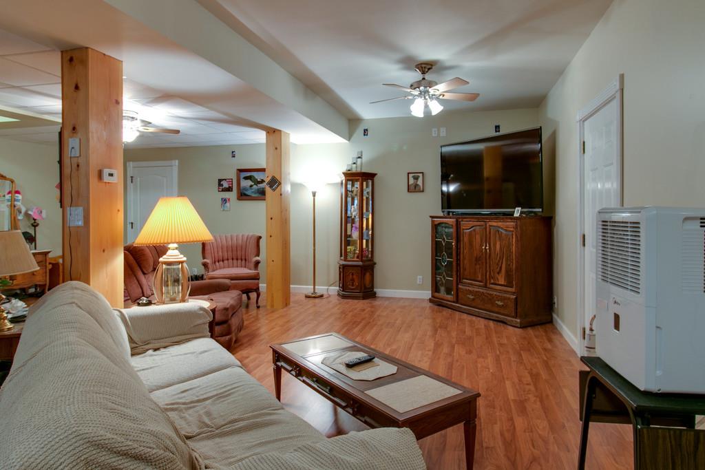 1402 Lock B Road South Clarksville, TN 37040 - Photo 21 of 28 Gallery Image 21