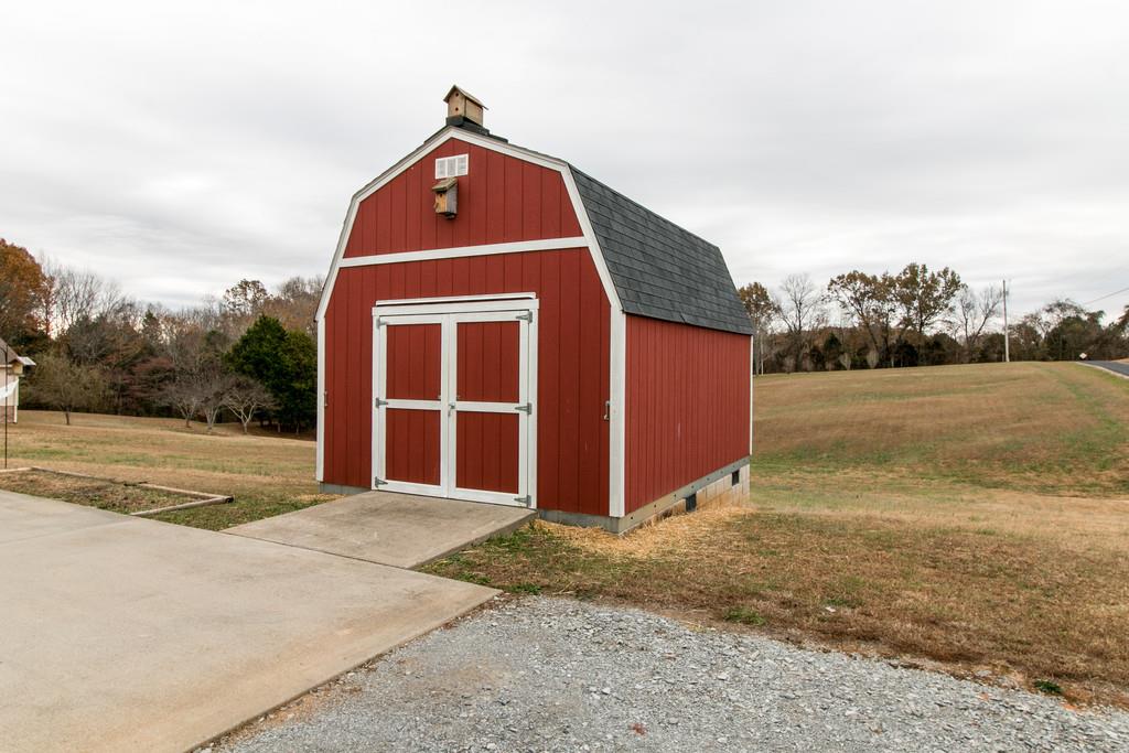 1402 Lock B Road South Clarksville, TN 37040 - Photo 28 of 28 Gallery Image 28