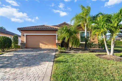 $435,000 | 2728 Via Piazza Loop, Fort Myers, FL 33905
