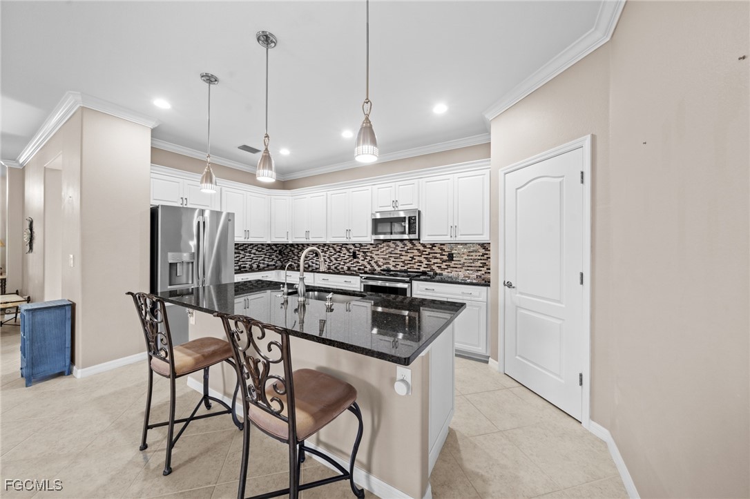 2728 Via Piazza Loop Fort Myers, FL 33905 - Photo 7 of 31