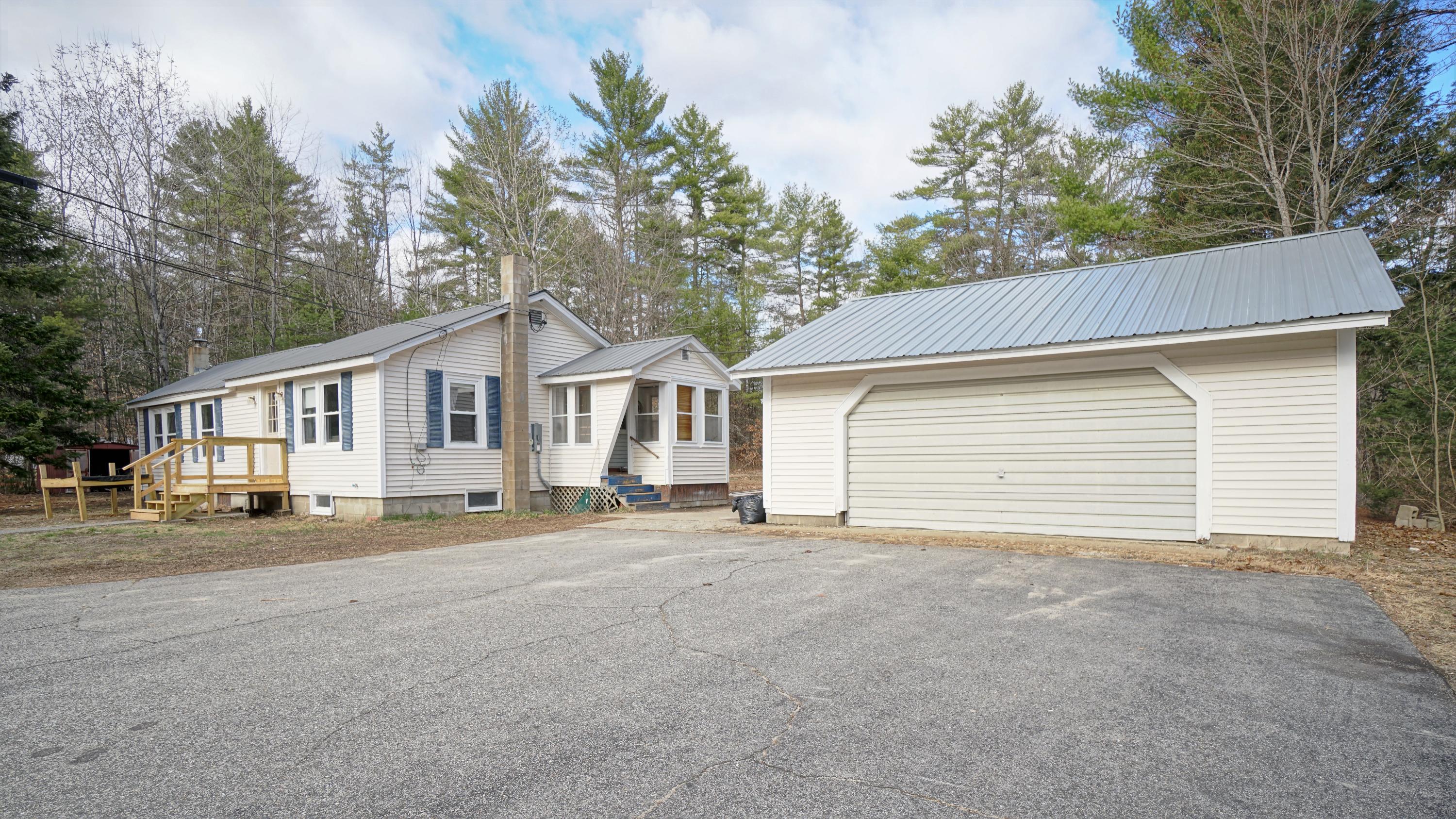 175 Brownfield Road Hiram, ME 04041 - Photo 4 of 34 DSC06186