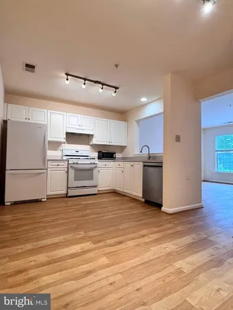 $2,650 | 18905 Lark Song Terrace, Germantown, MD 20874