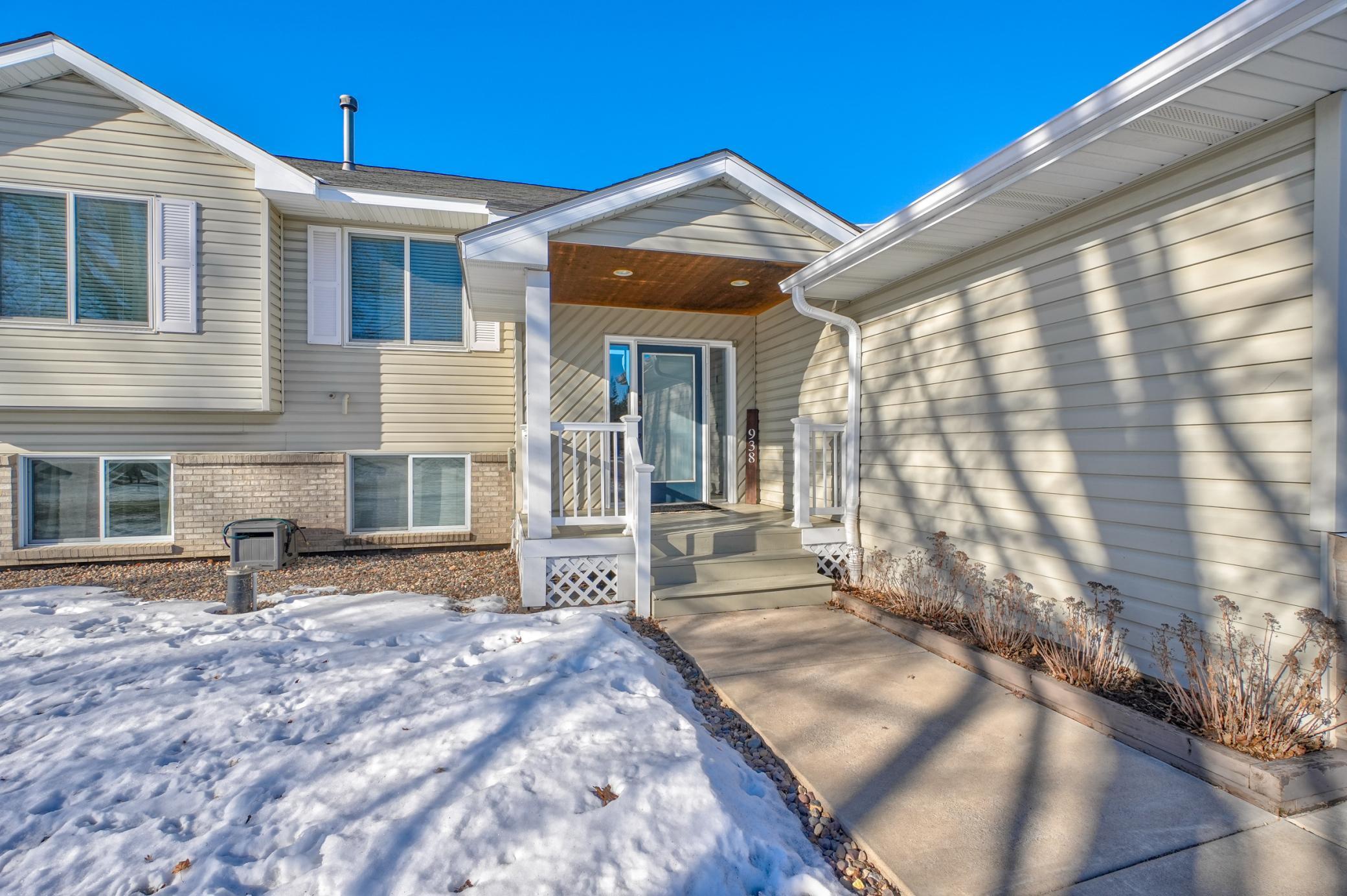 938 Waxon Lane Hudson, WI 54016 - Photo 5 of 79