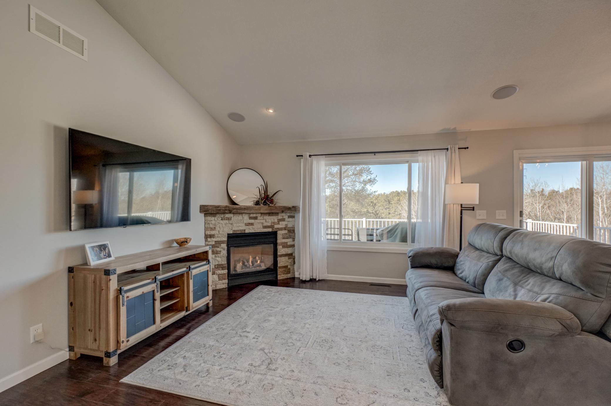 938 Waxon Lane Hudson, WI 54016 - Photo 9 of 79