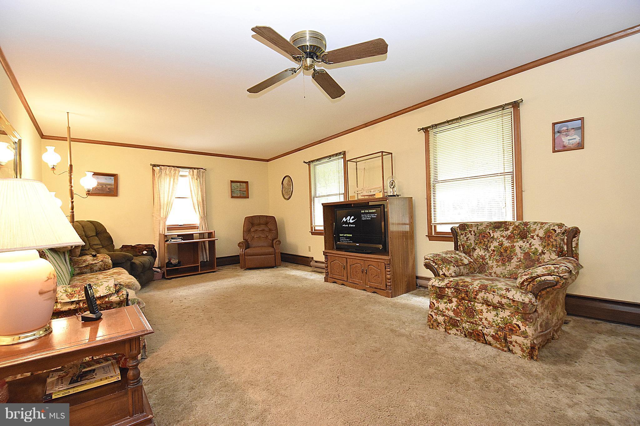 7901 Pea Neck Road St. Michaels, MD 21663 - Photo 5 of 25 Living Room