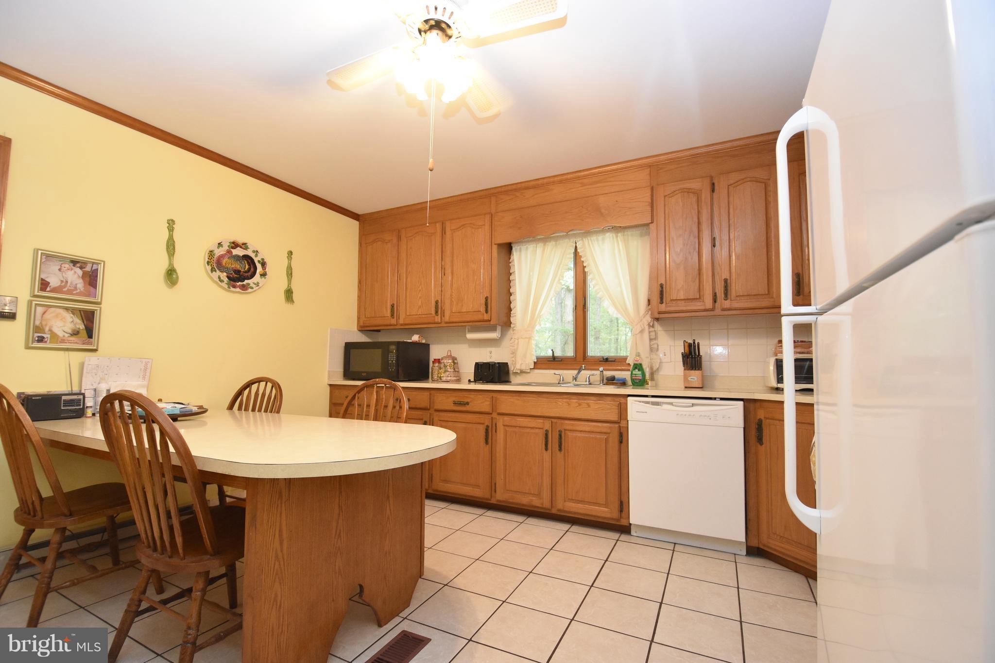 7901 Pea Neck Road St. Michaels, MD 21663 - Photo 8 of 25 Eat in Kitchen
