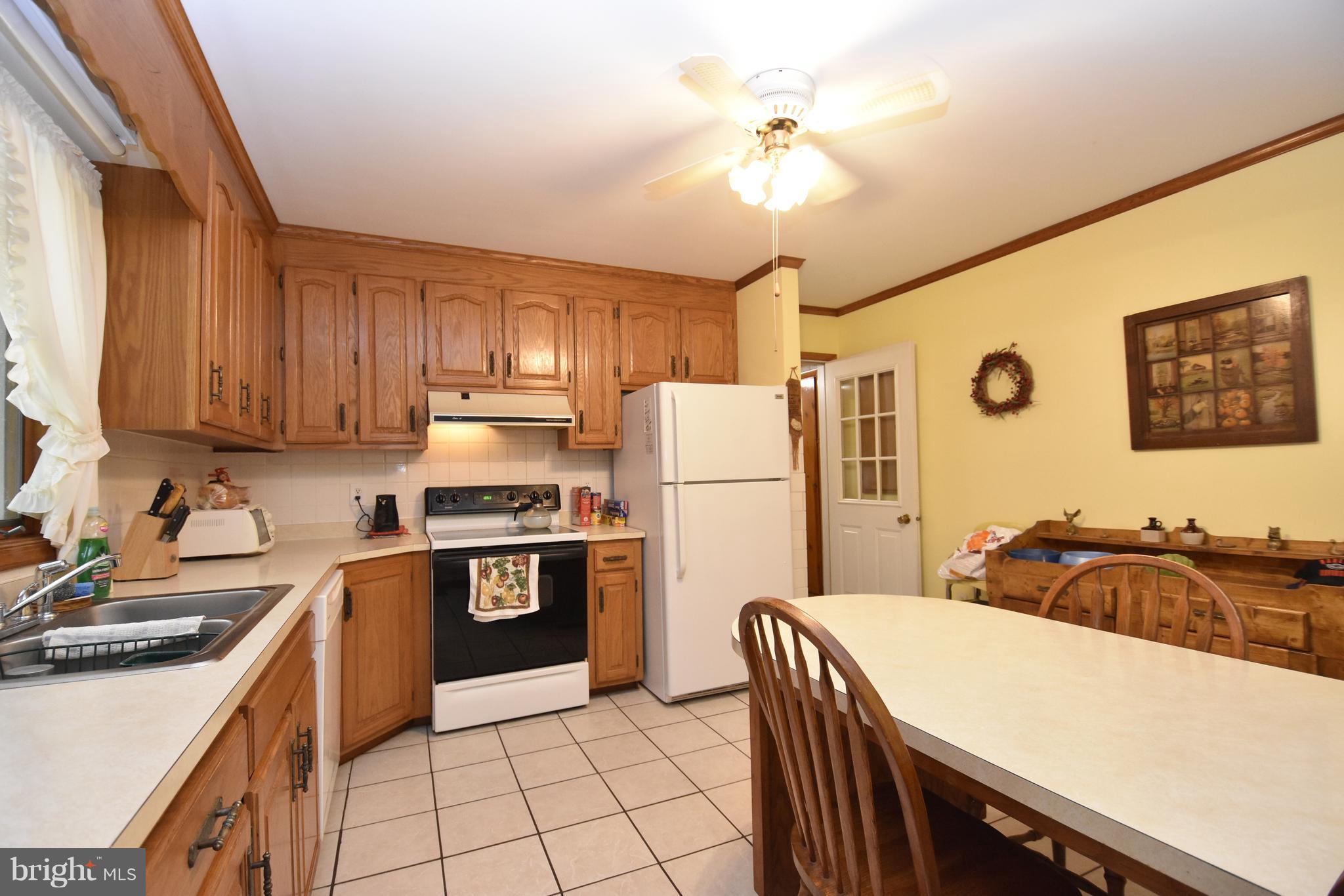7901 Pea Neck Road St. Michaels, MD 21663 - Photo 9 of 25 Kitchen