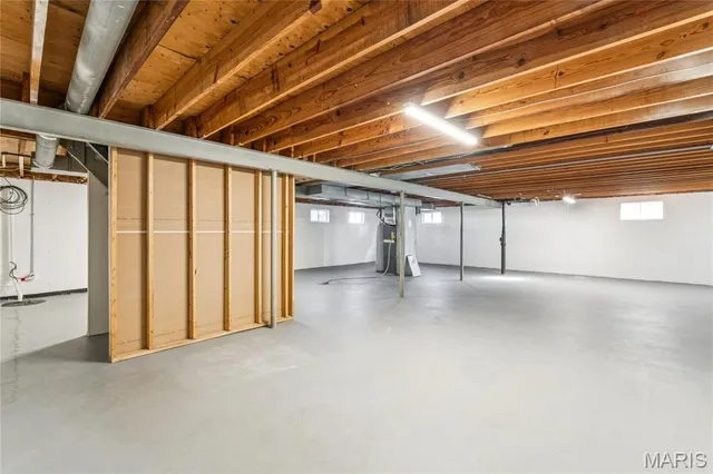 $199,900 | 435 Lemondale Lane, Florissant, MO 63031