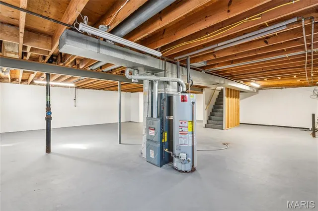 $199,900 | 435 Lemondale Lane, Florissant, MO 63031