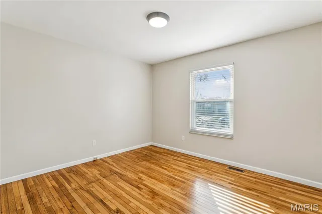 $199,900 | 435 Lemondale Lane, Florissant, MO 63031