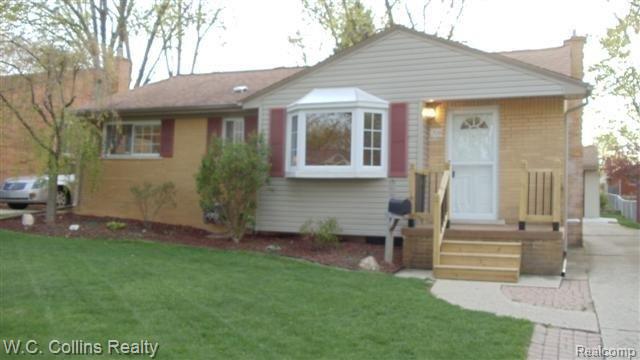 208 South Helen Avenue Rochester, MI 48307 - Photo 1 of 20 2 Front.JPG