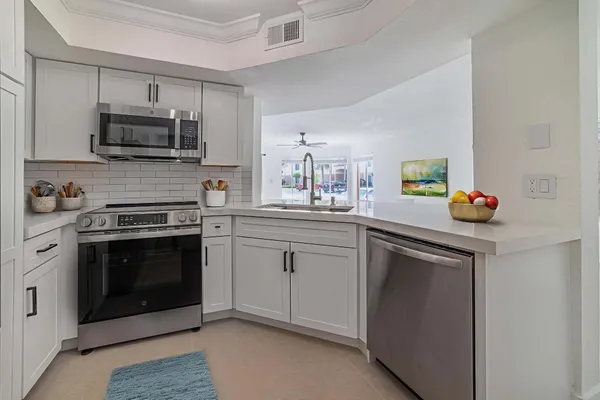 $2,500 | 815 West Boynton Beach Boulevard, Unit 12106, Boynton Beach, FL 33426