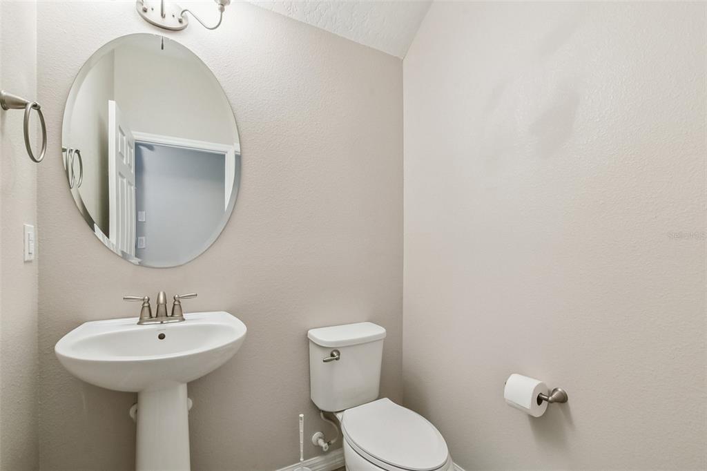 1108 Lincoln Ridge Loop Ocoee, FL 34761 - Photo 10 of 32