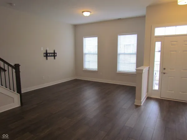 $2,575 | 1062 Valentine Lane, Carmel, IN 46032