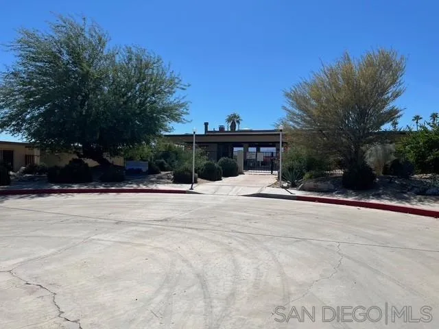 3196 Club Circle East, Unit 2 Borrego Springs, CA 92004 - Photo 29 of 34