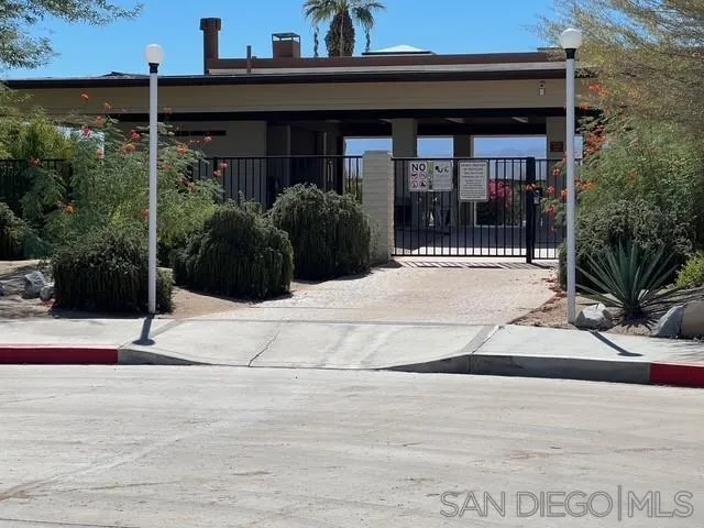 3196 Club Circle East, Unit 2 Borrego Springs, CA 92004 - Photo 30 of 34