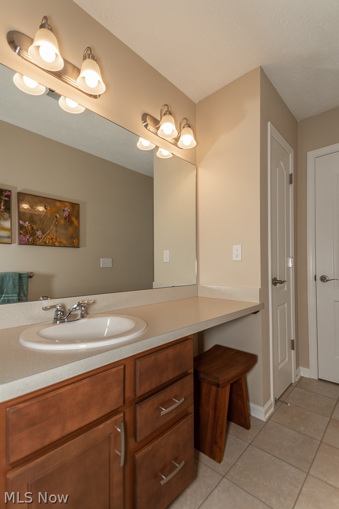 163 Burwick Road Cleveland, OH 44143 - Photo 27 of 35 Gallery Image 27