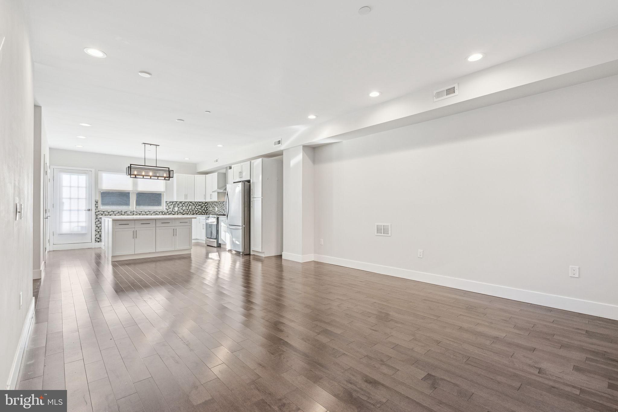 4770 Pechin Street Philadelphia, PA 19128 - Photo 3 of 46