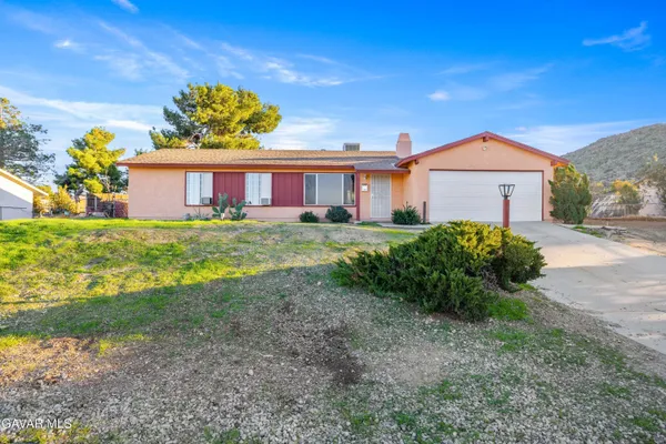 $425,000 | 40020 176th Street East, Palmdale, CA 93591