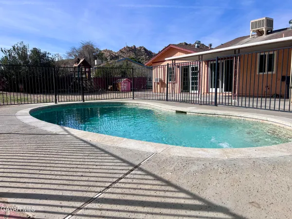 $425,000 | 40020 176th Street East, Palmdale, CA 93591