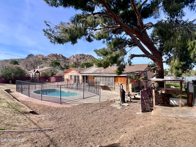 $425,000 | 40020 176th Street East, Palmdale, CA 93591