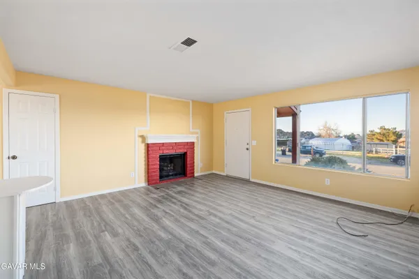 $425,000 | 40020 176th Street East, Palmdale, CA 93591