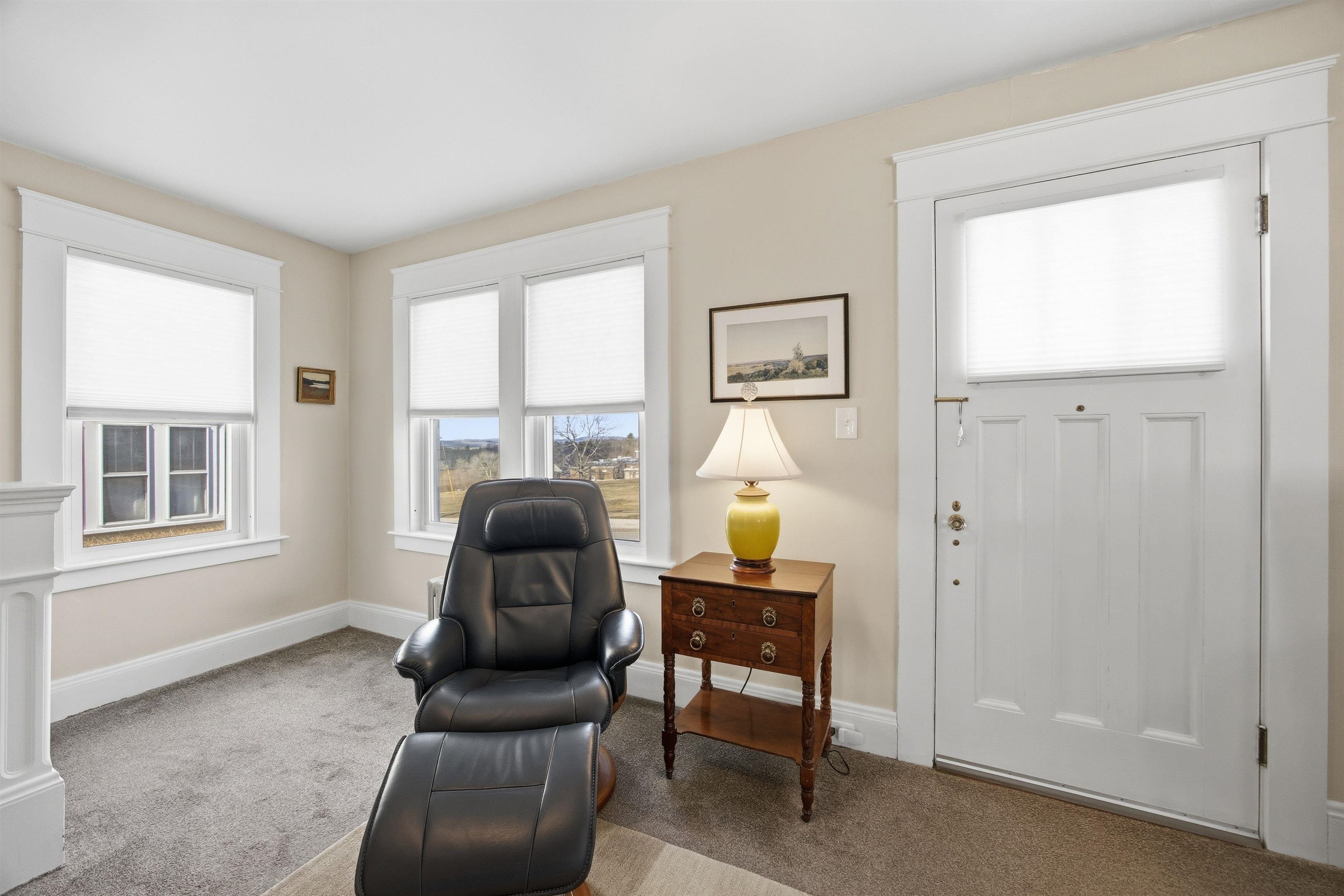 467 Bridge Street Manchester, NH 03104 - Photo 27 of 43