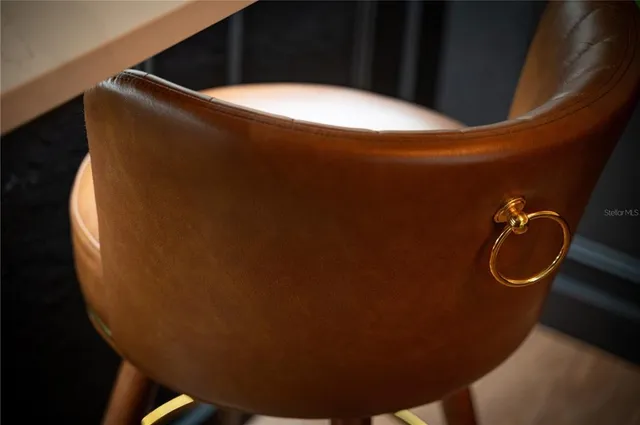 $3,300 | 1097 Eden Isle Boulevard Northeast, Unit 3, St. Petersburg, FL 33704