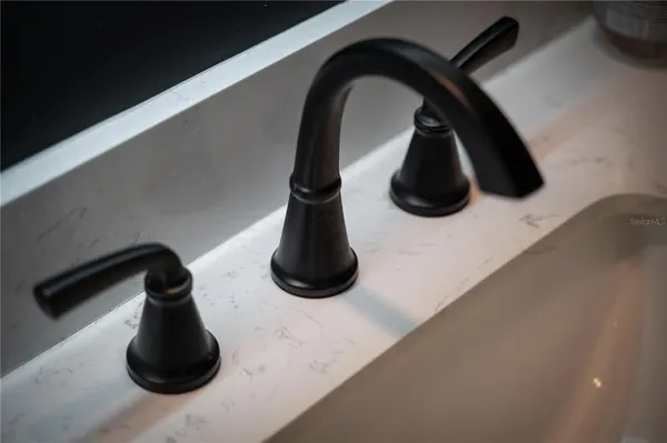 $3,500 | 1097 Eden Isle Boulevard Northeast, Unit 3, St. Petersburg, FL 33704