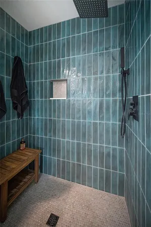 $3,500 | 1097 Eden Isle Boulevard Northeast, Unit 3, St. Petersburg, FL 33704