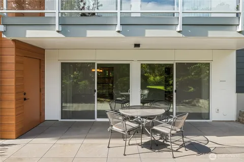 $599,000 | 2501 Canterbury Lane East, Unit 106, Seattle, WA 98112